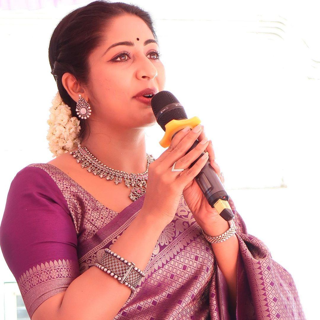 Navya Nair Actress hd photo