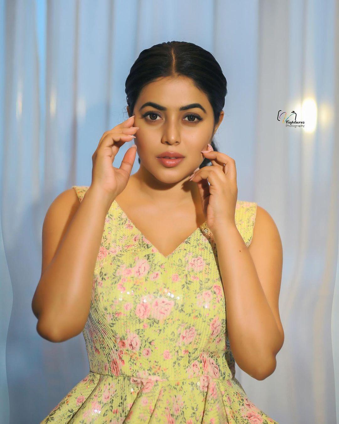 Shamna Kasim Actress hd photo