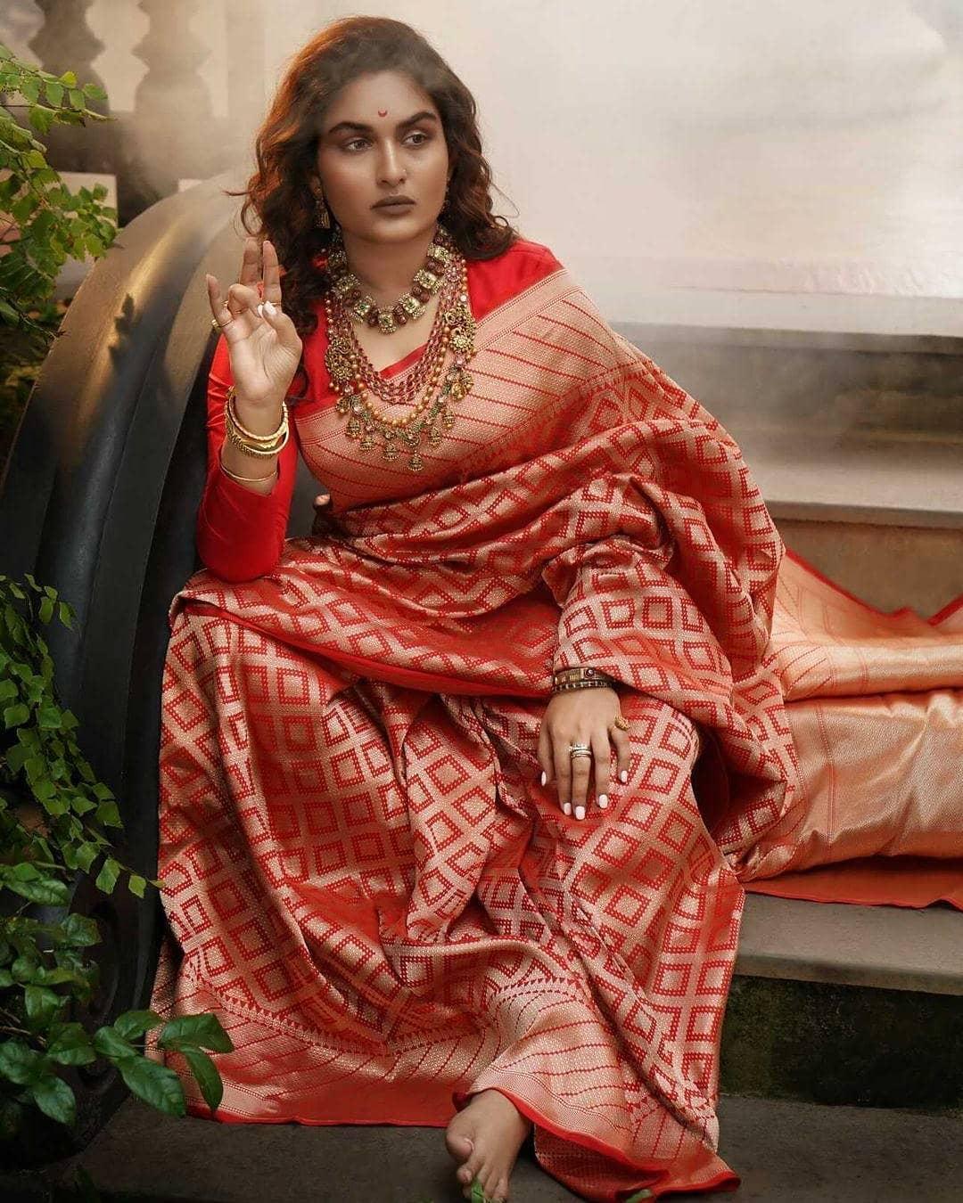 Prayaga Martin Actress hd photo