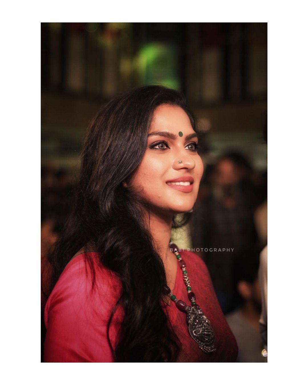 Swasika Actress hd photo