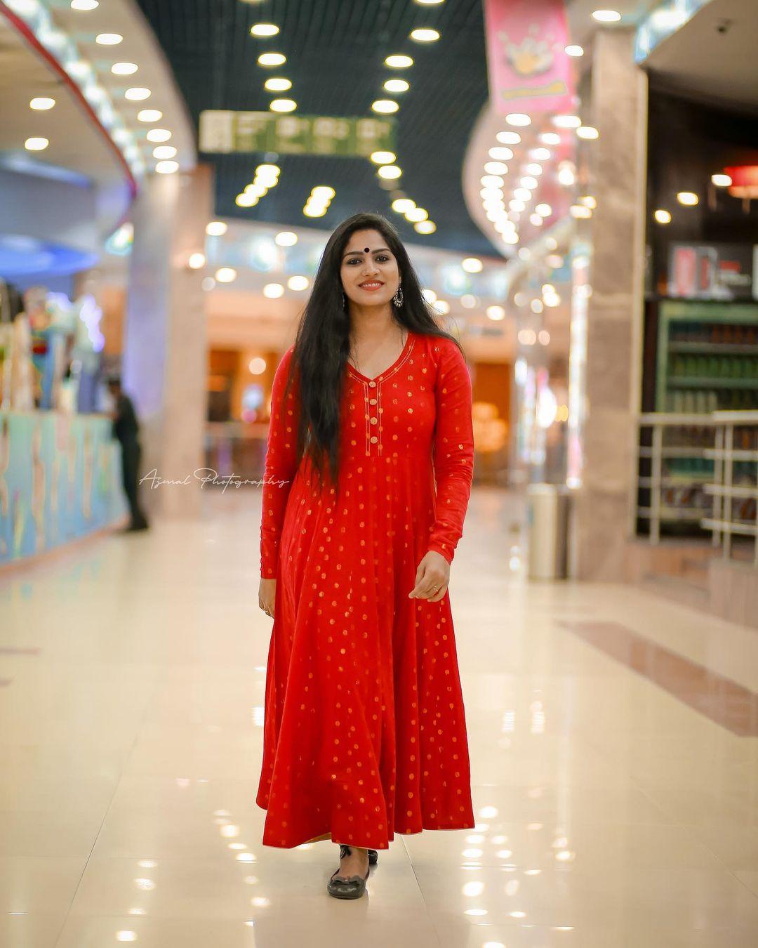 Swasika Actress hd photo