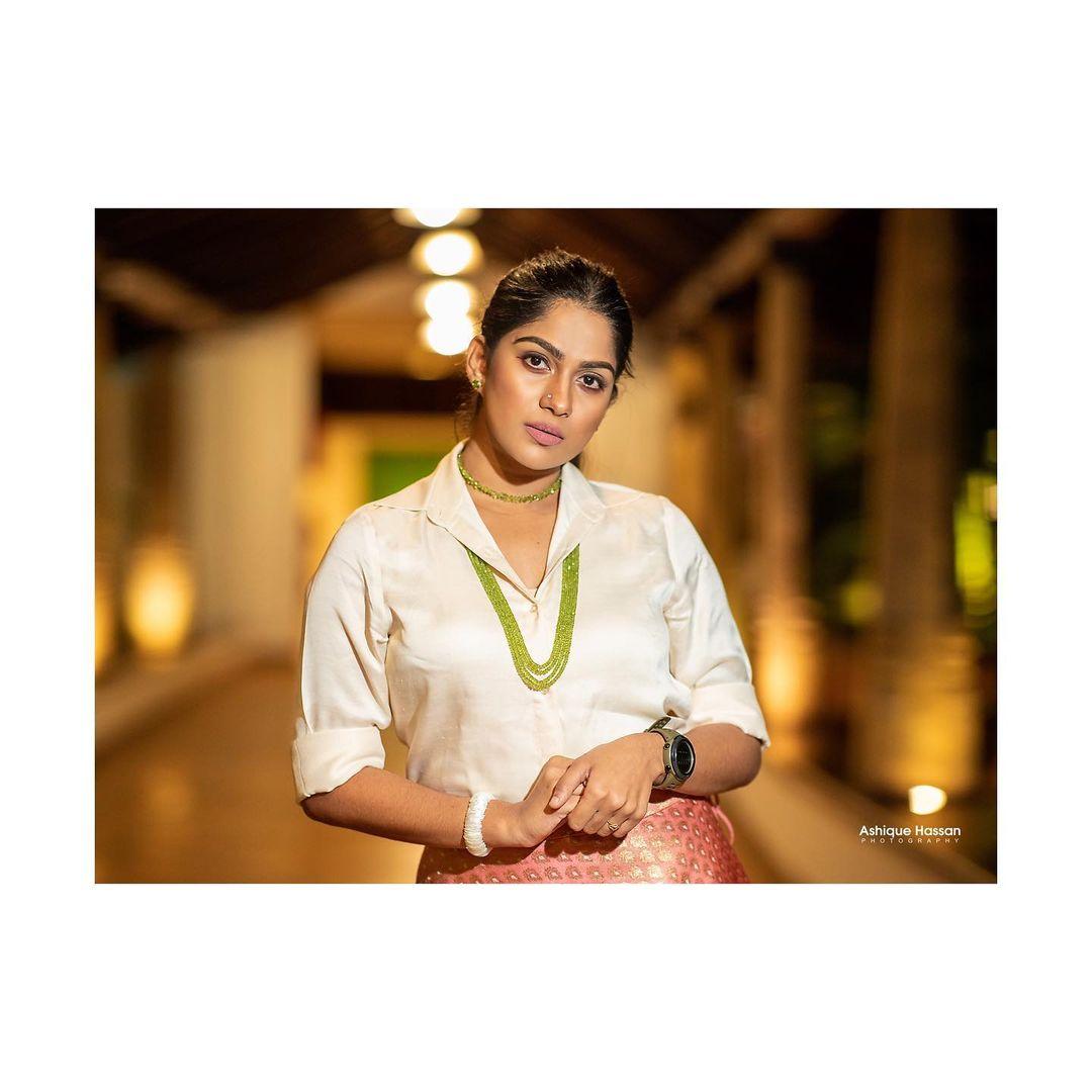 Swasika Actress hd photo