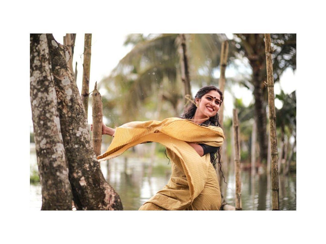 Swasika Actress hd photo