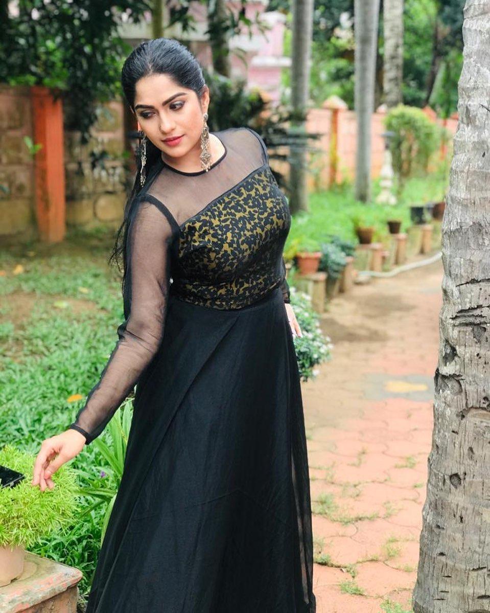 Swasika Actress hd photo