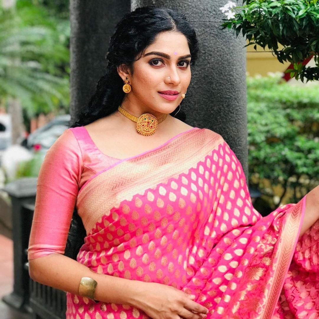 Swasika Actress hd photo