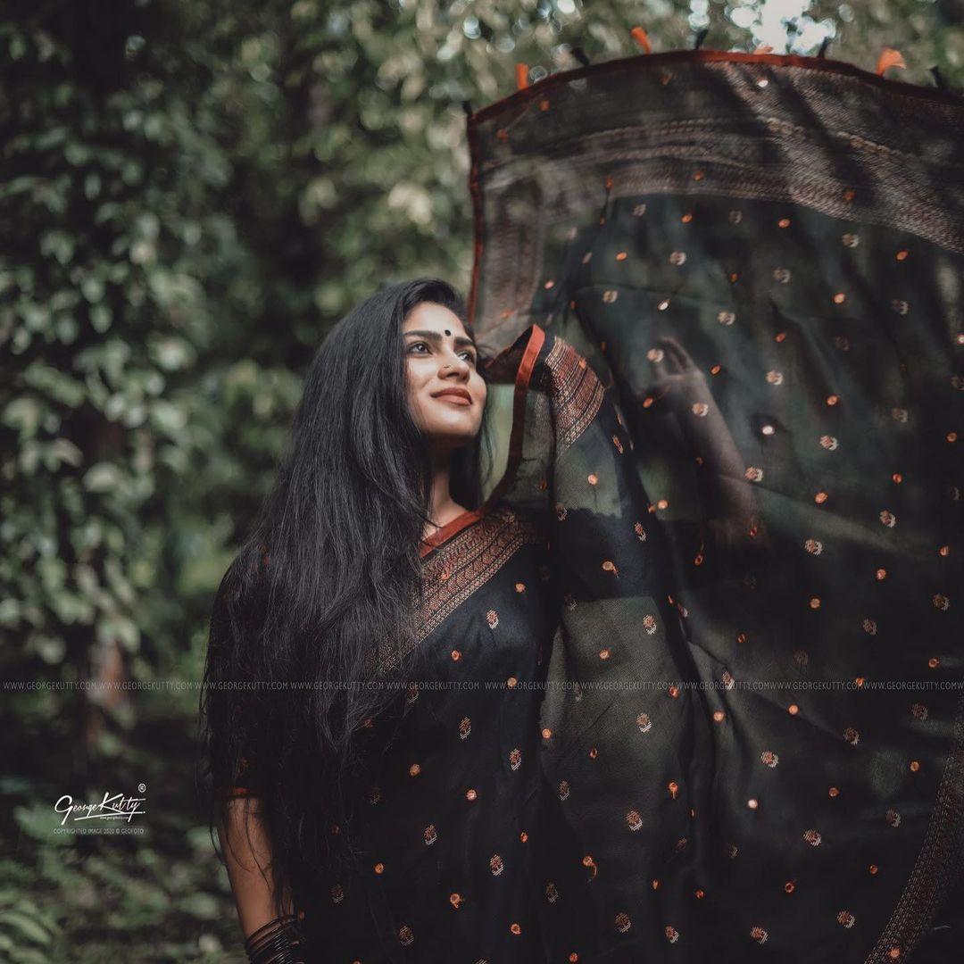 Swasika Actress hd photo