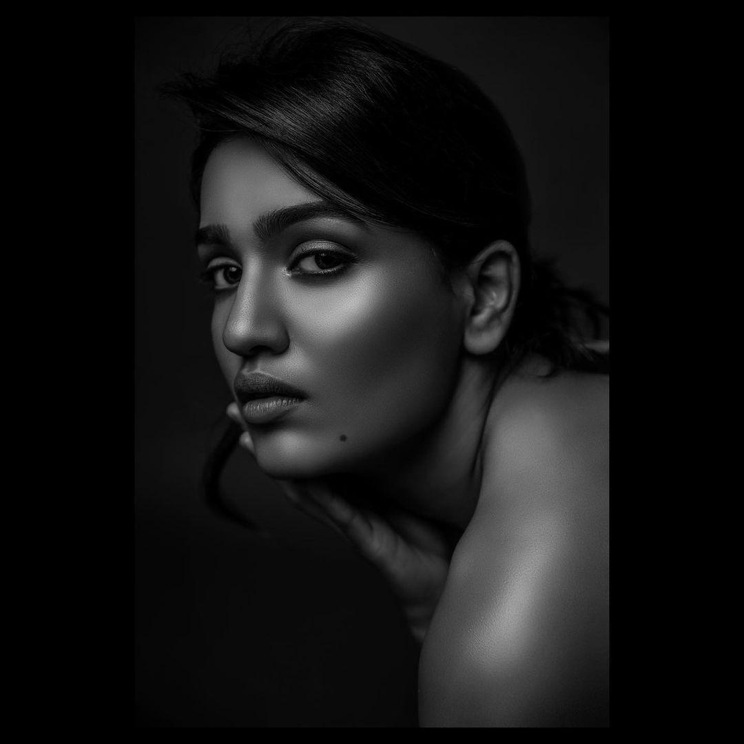 Saniya Iyappan Actress hd photo