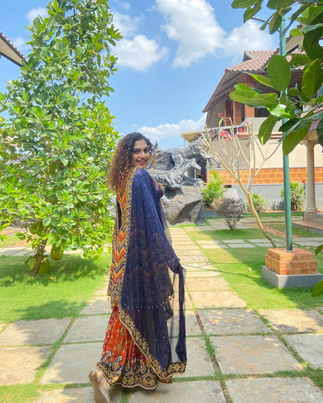 Noorin Shereef Actress hd photo