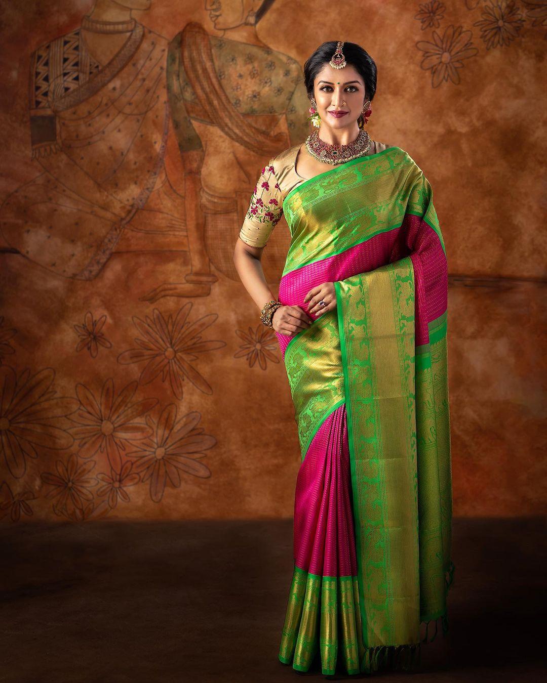 Vimala Raman Actress hd photo