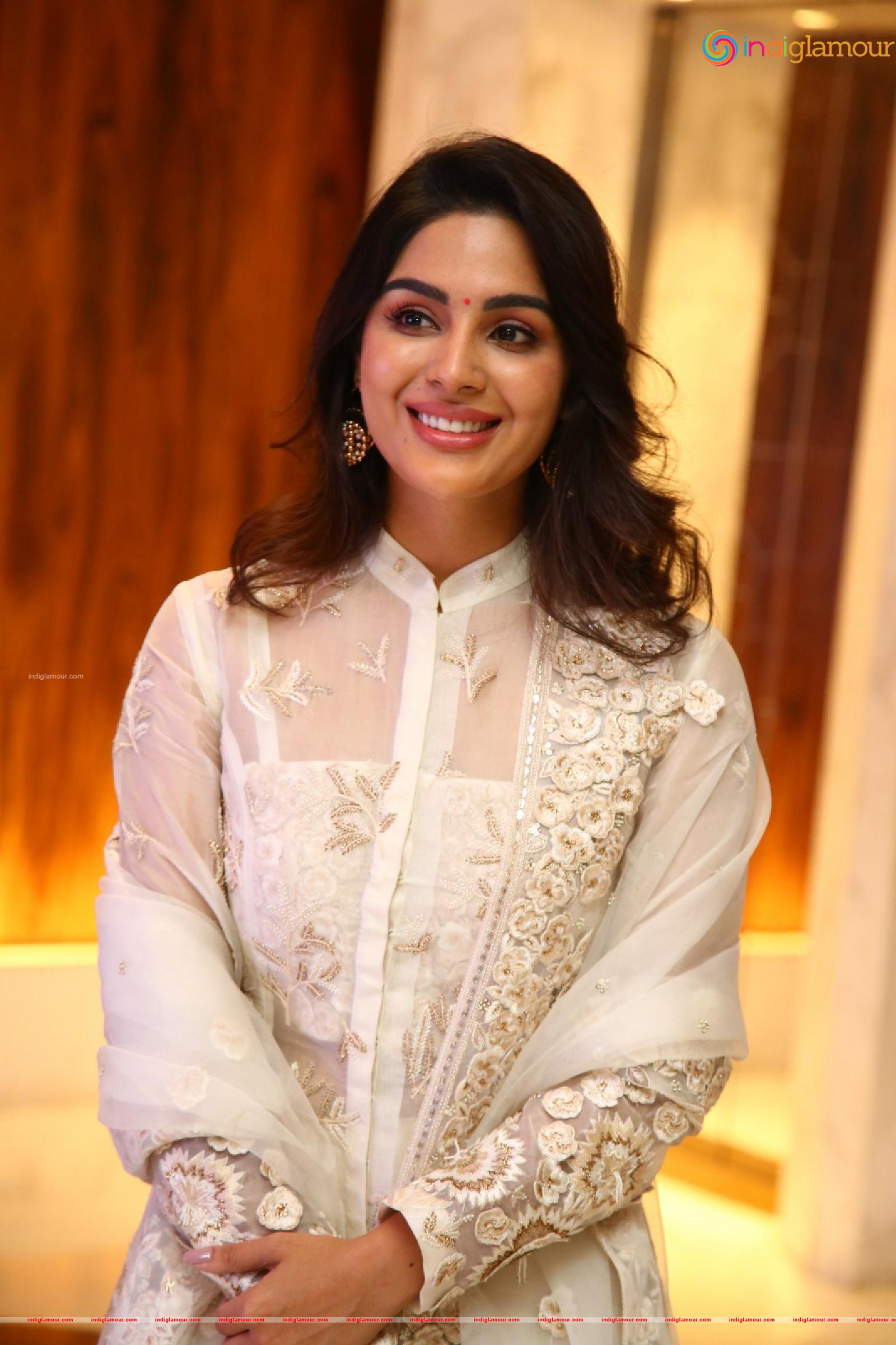 Samyuktha Menon Actress hd photo