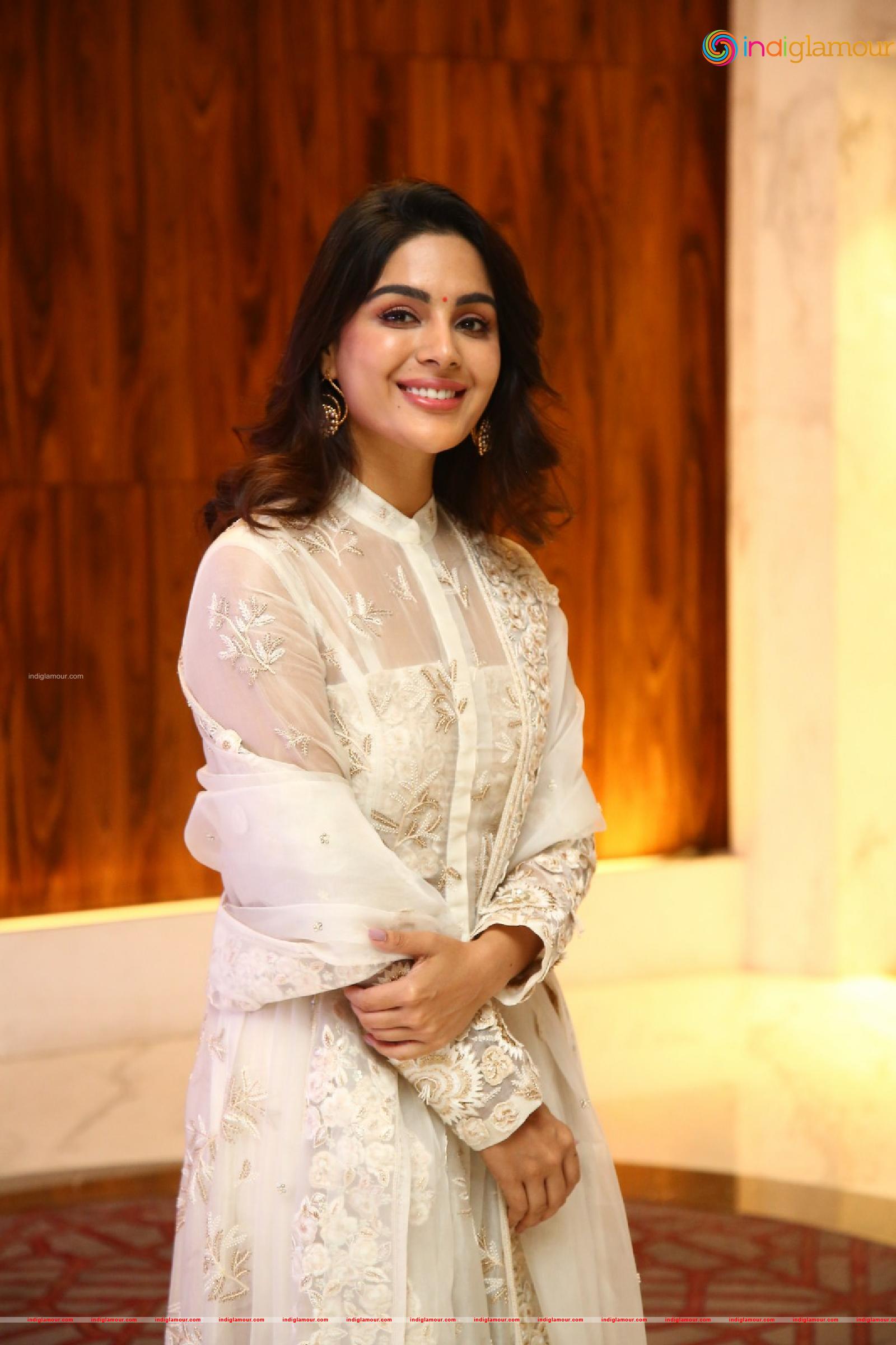 Samyuktha Menon Actress hd photo