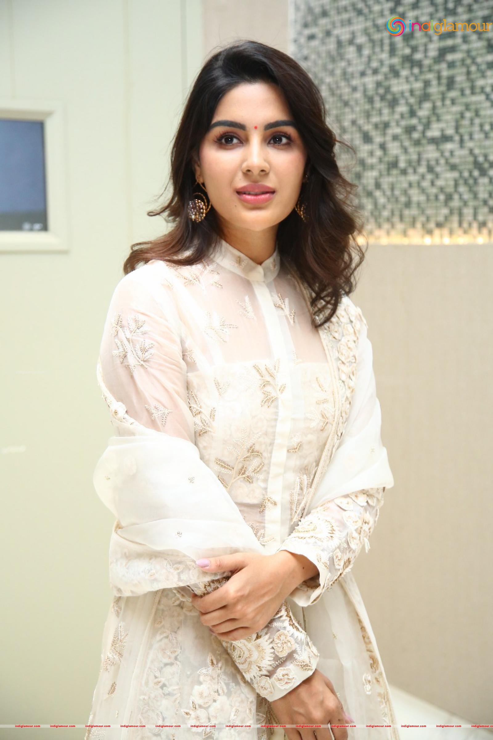 Samyuktha Menon Actress hd photo