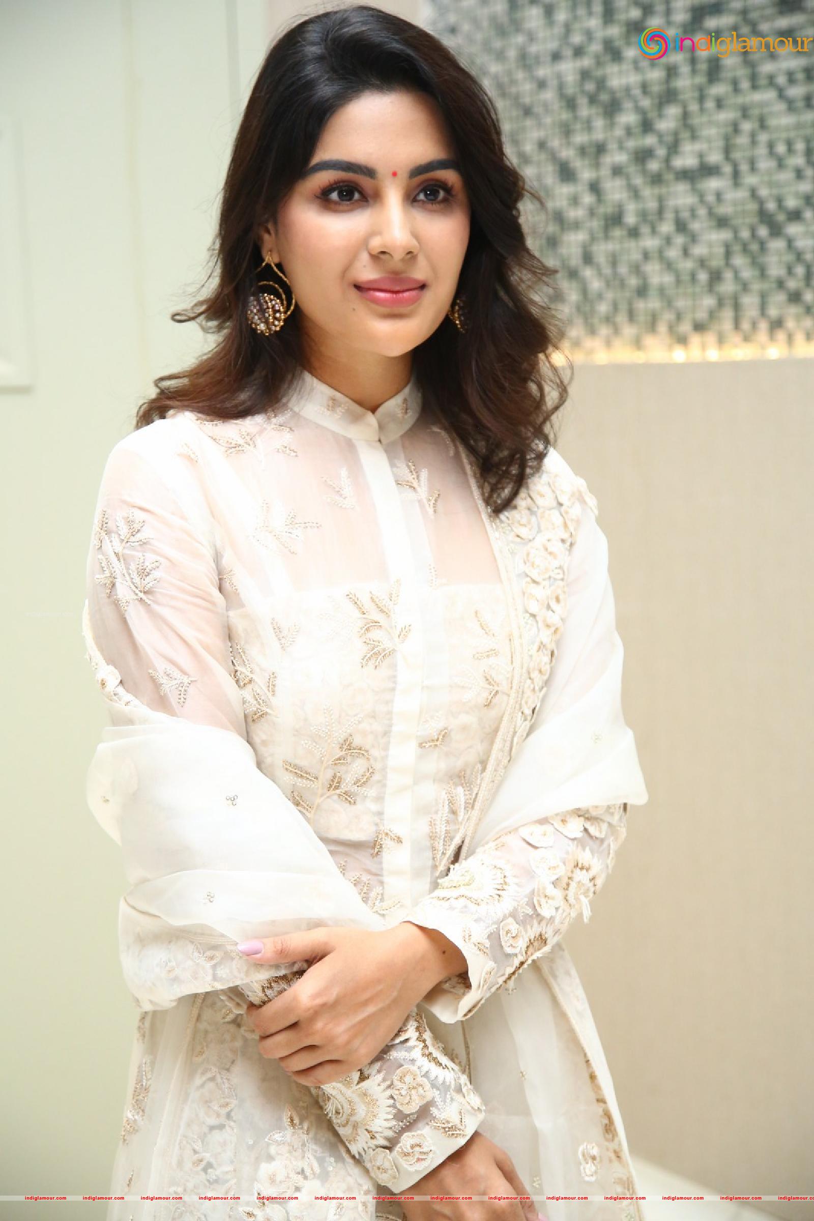 Samyuktha Menon Actress hd photo