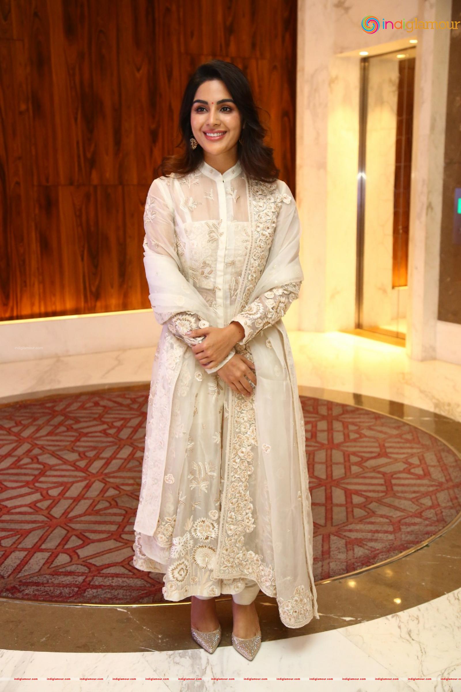 Samyuktha Menon Actress hd photo