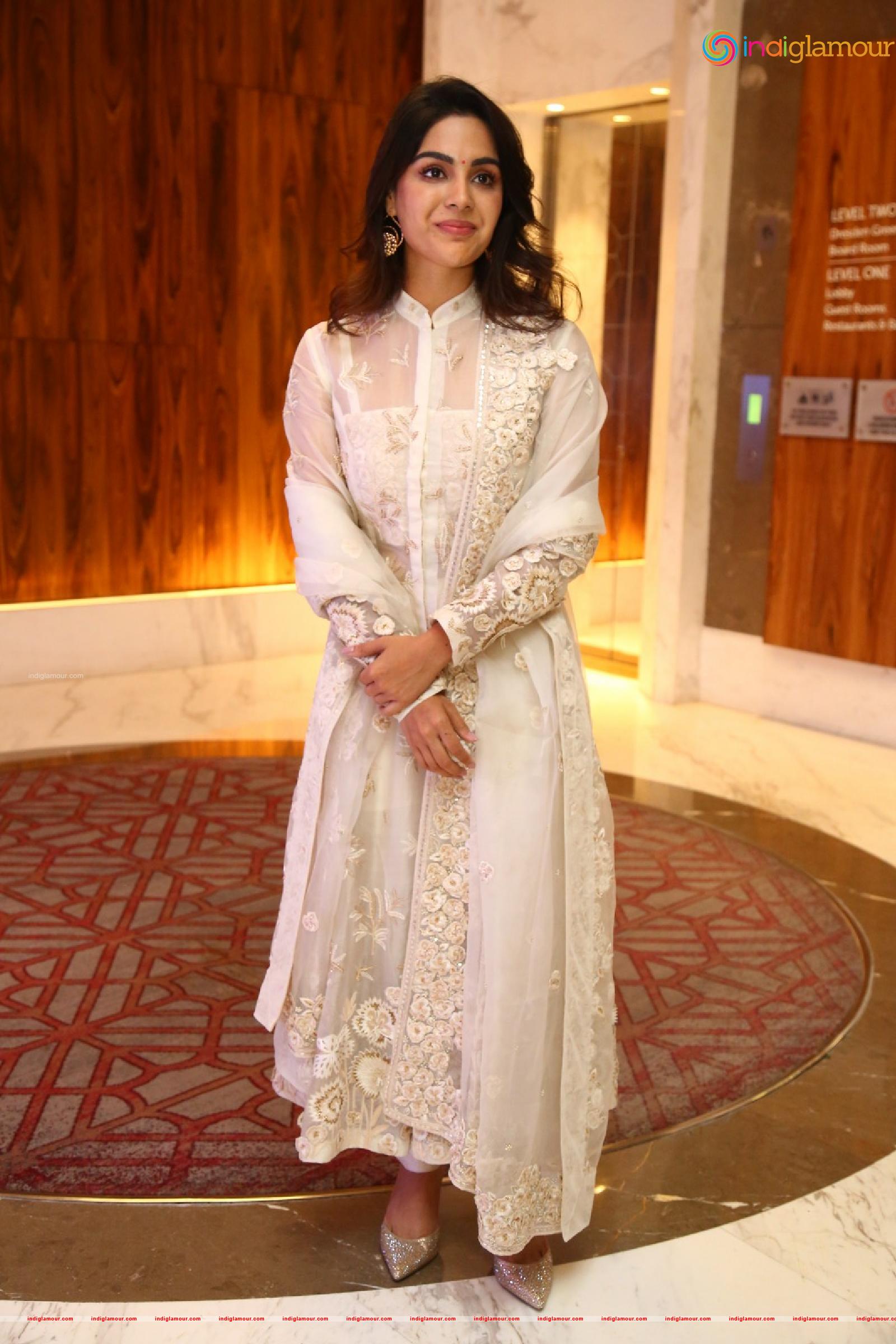 Samyuktha Menon Actress hd photo