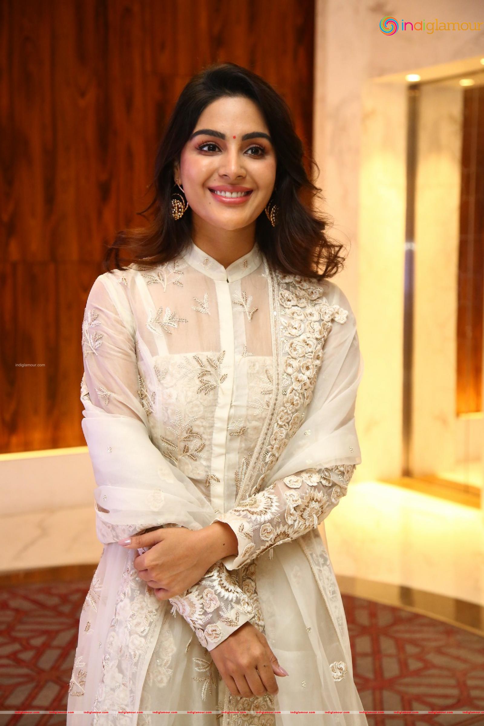 Samyuktha Menon Actress hd photo
