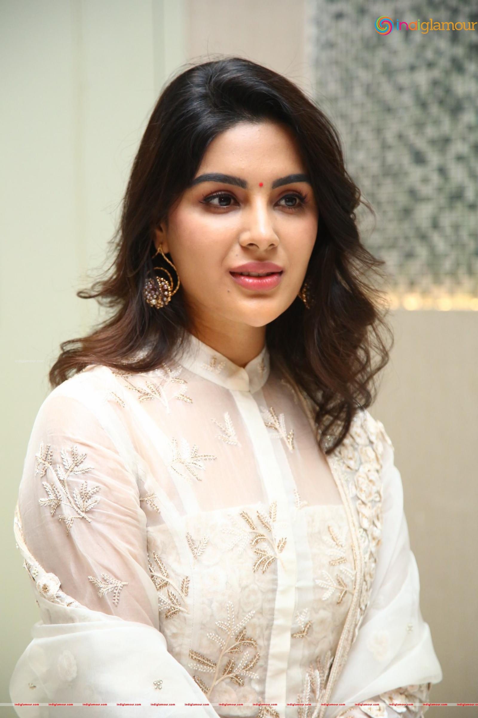 Samyuktha Menon Actress hd photo