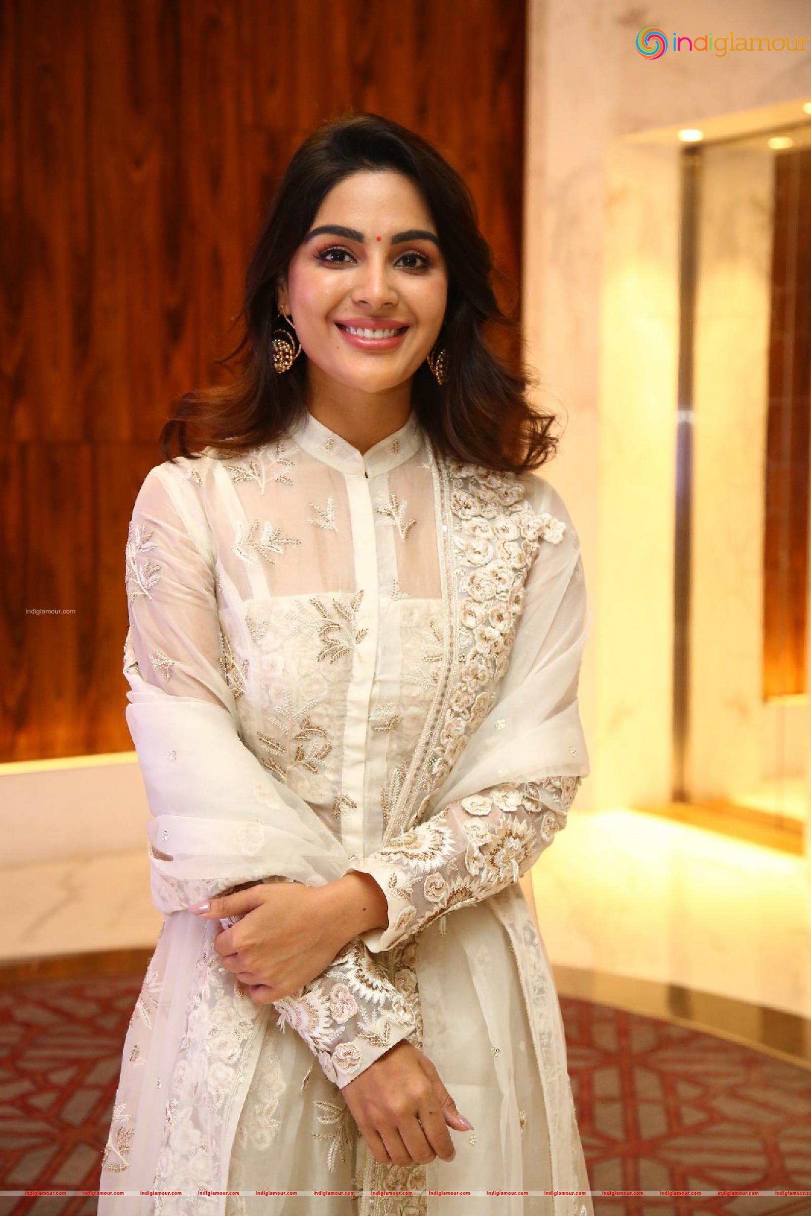 Samyuktha Menon Actress hd photo