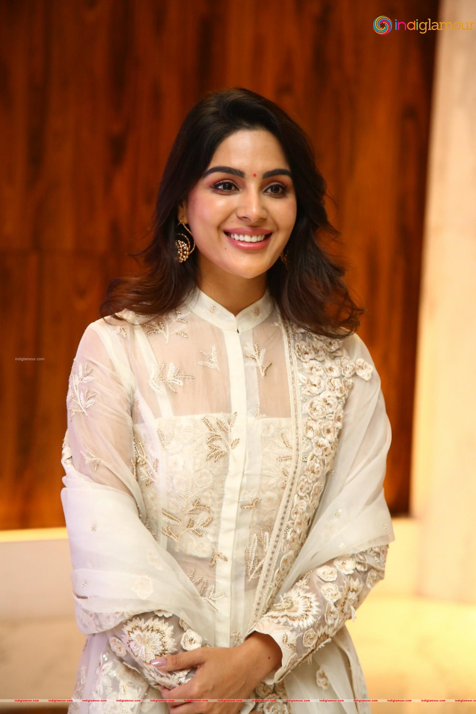 Samyuktha Menon Actress hd photo