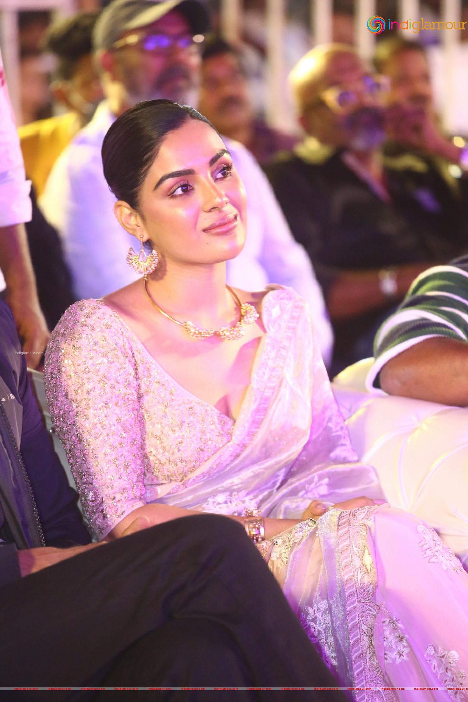 Samyuktha Menon Actress hd photo