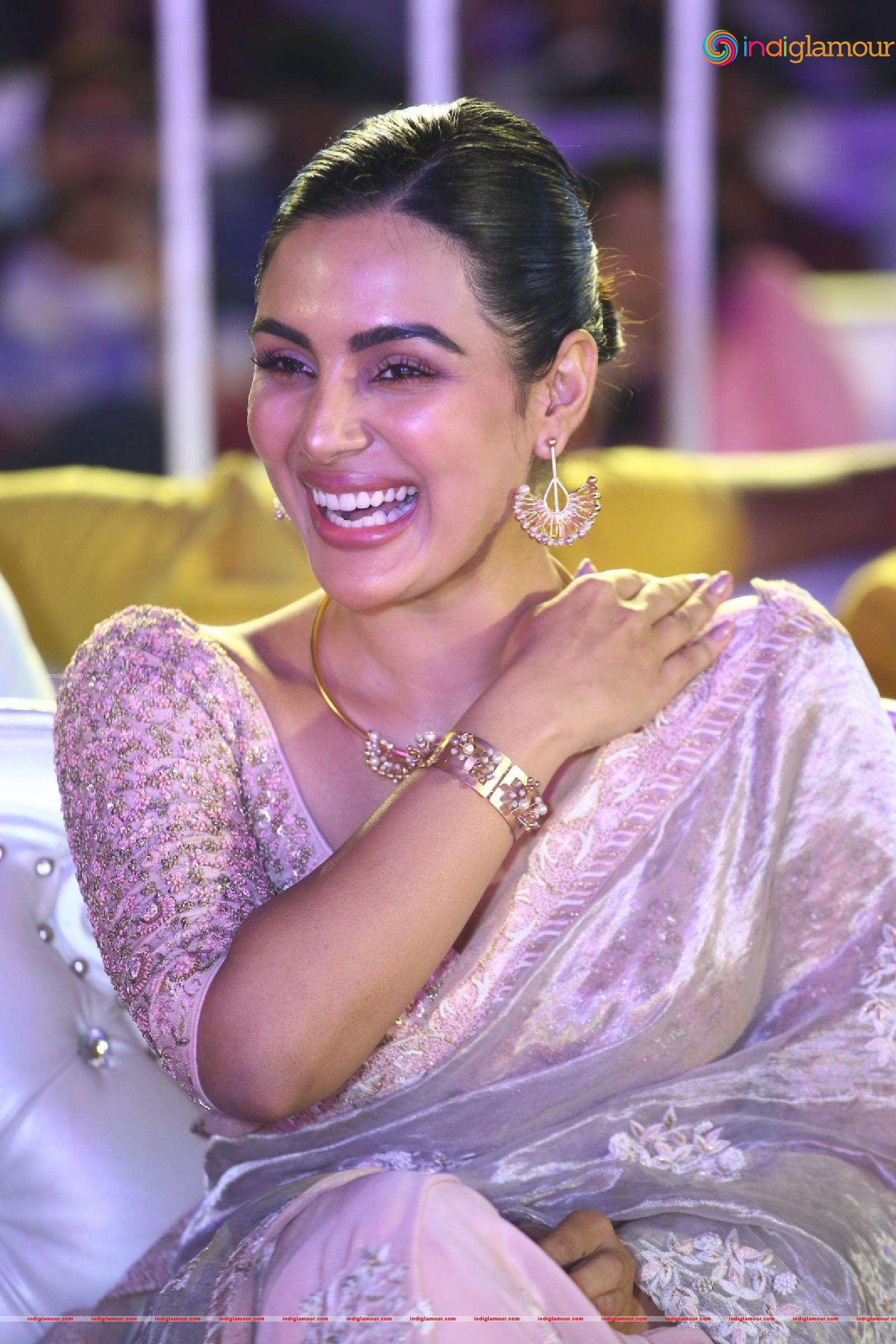 Samyuktha Menon Actress hd photo