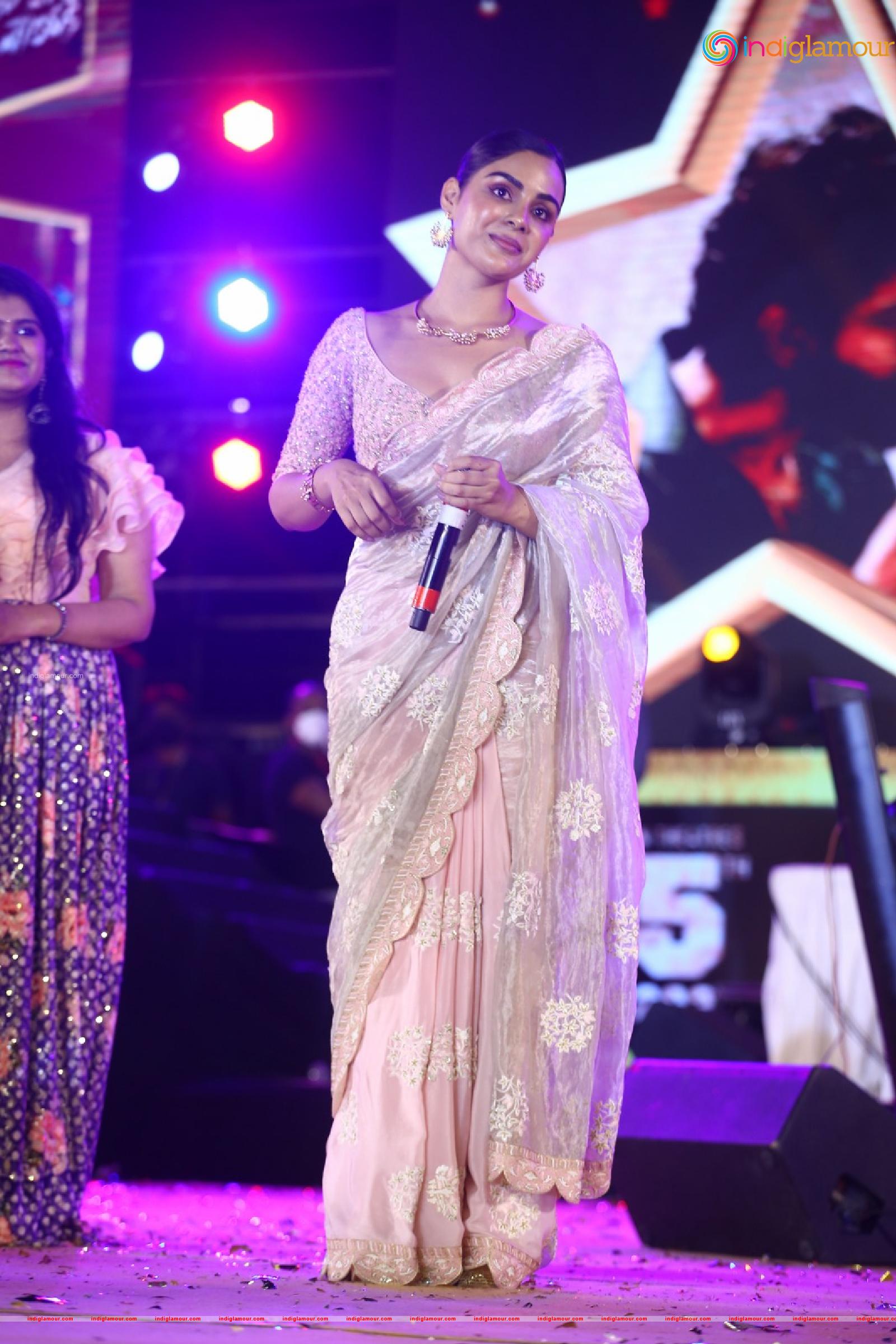 Samyuktha Menon Actress hd photo