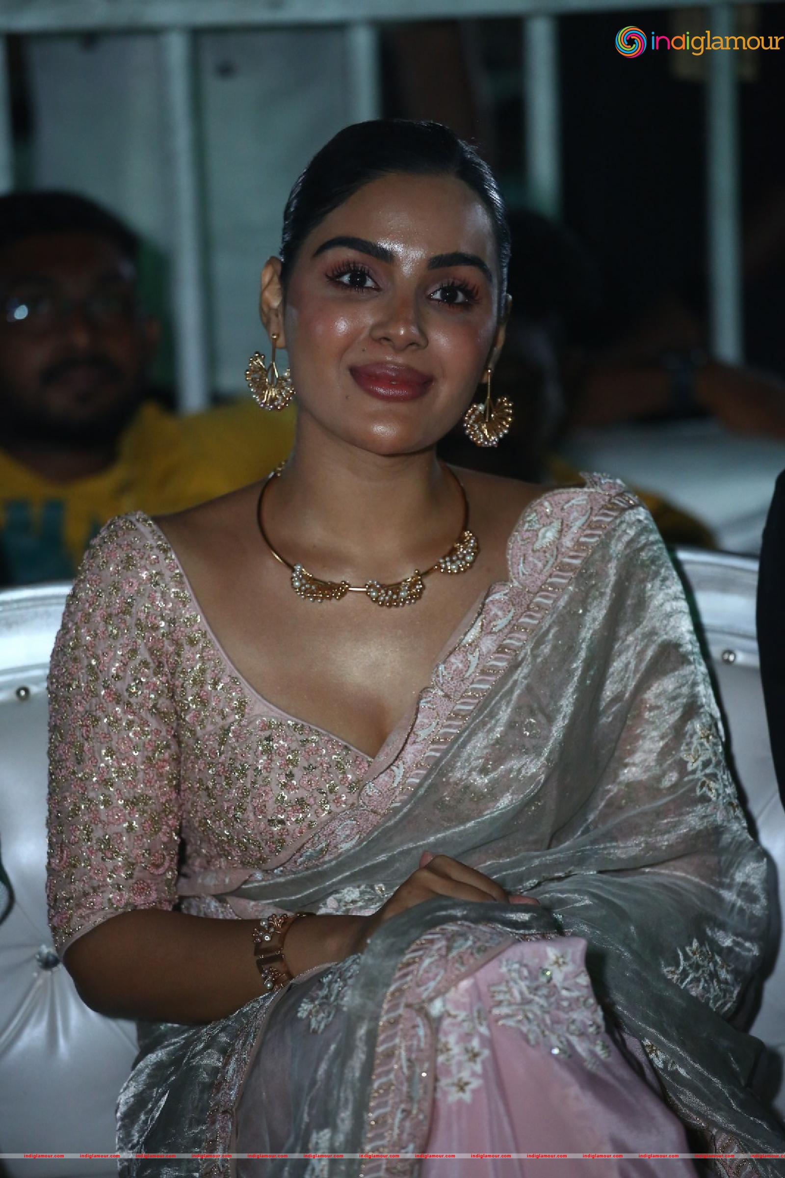 Samyuktha Menon Actress hd photo
