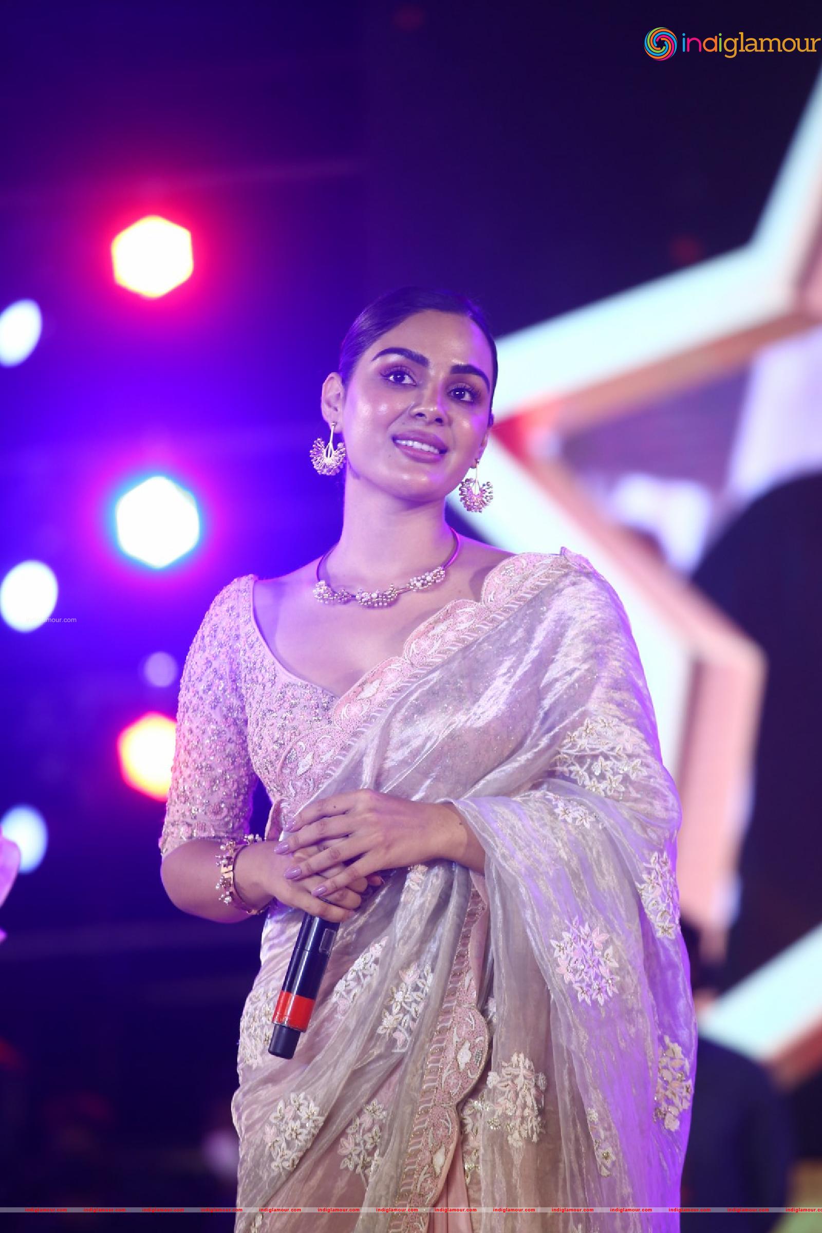 Samyuktha Menon Actress hd photo