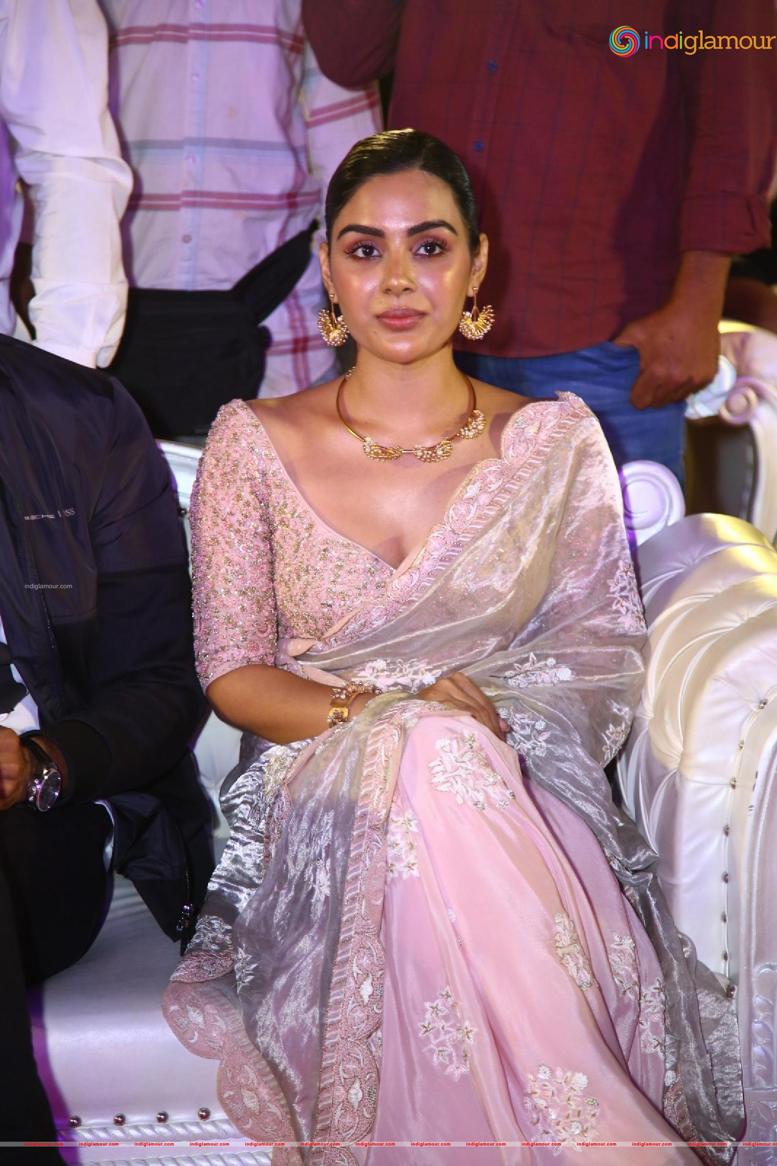 Samyuktha Menon Actress hd photo