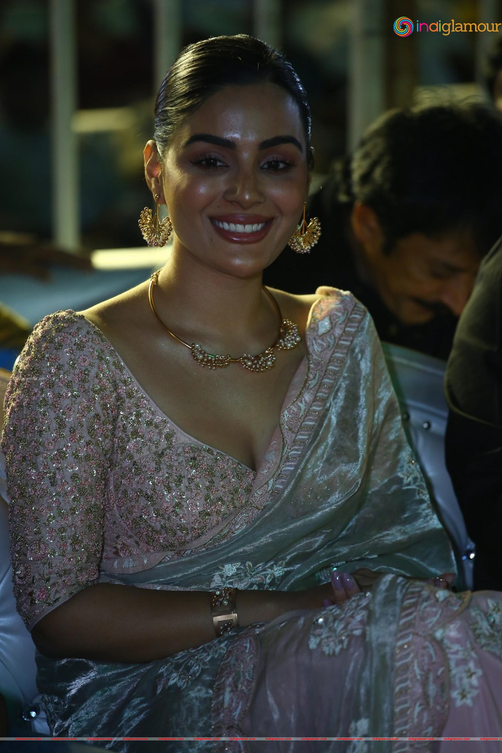 Samyuktha Menon Actress hd photo