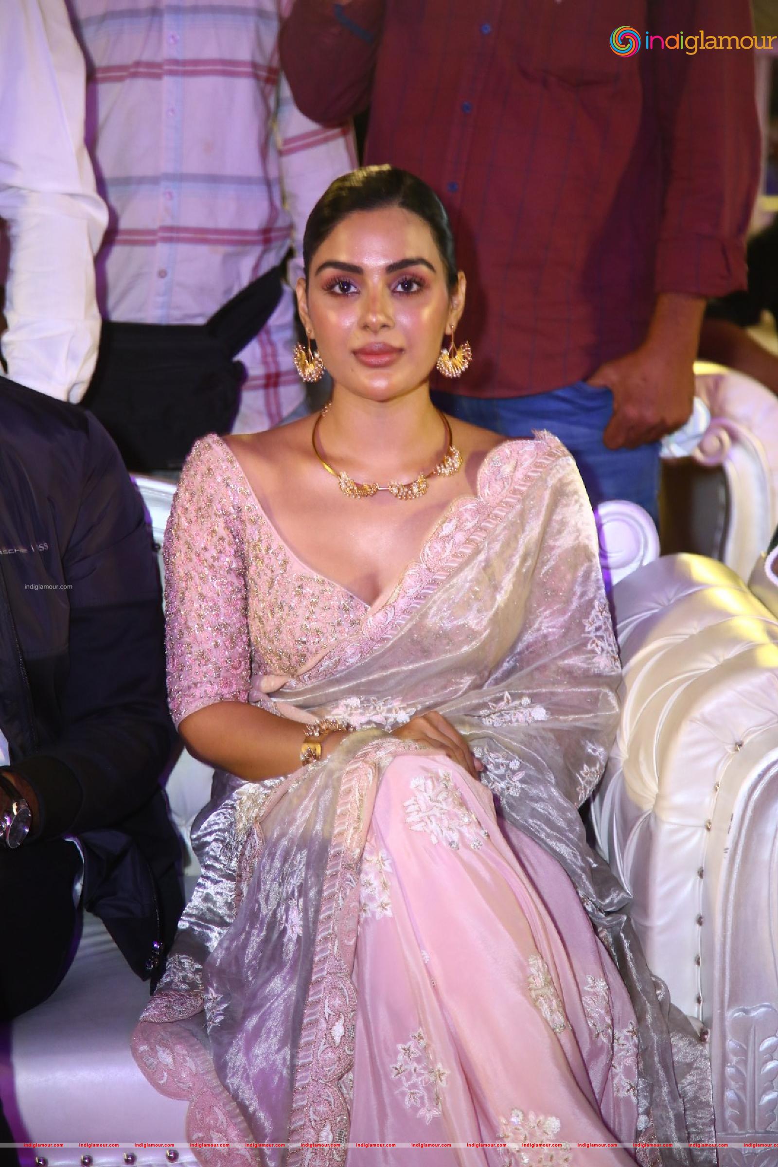 Samyuktha Menon Actress hd photo