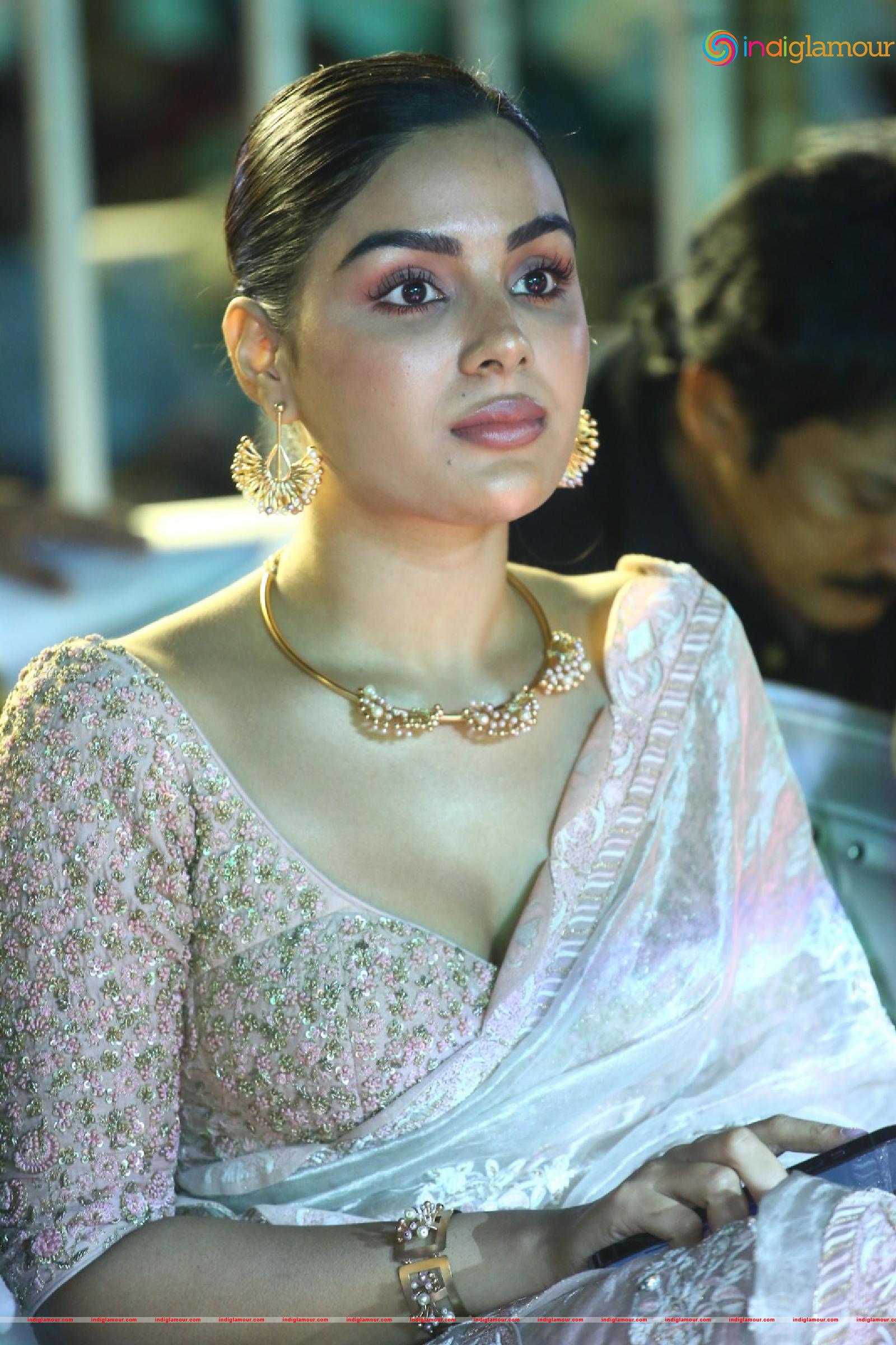 Samyuktha Menon Actress hd photo