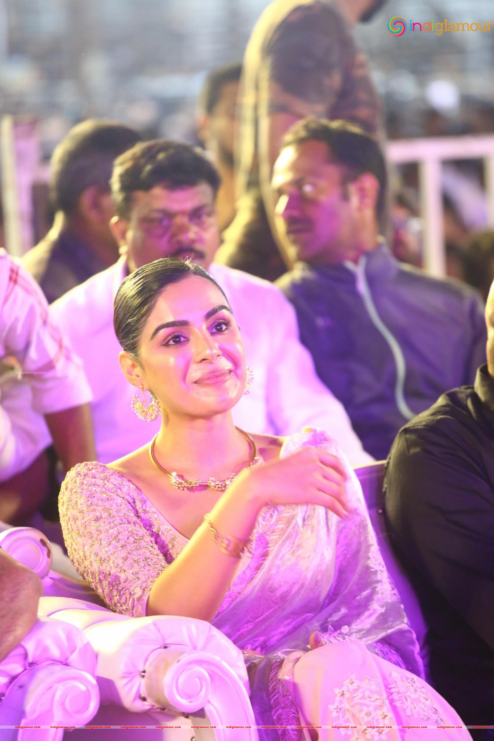 Samyuktha Menon Actress hd photo