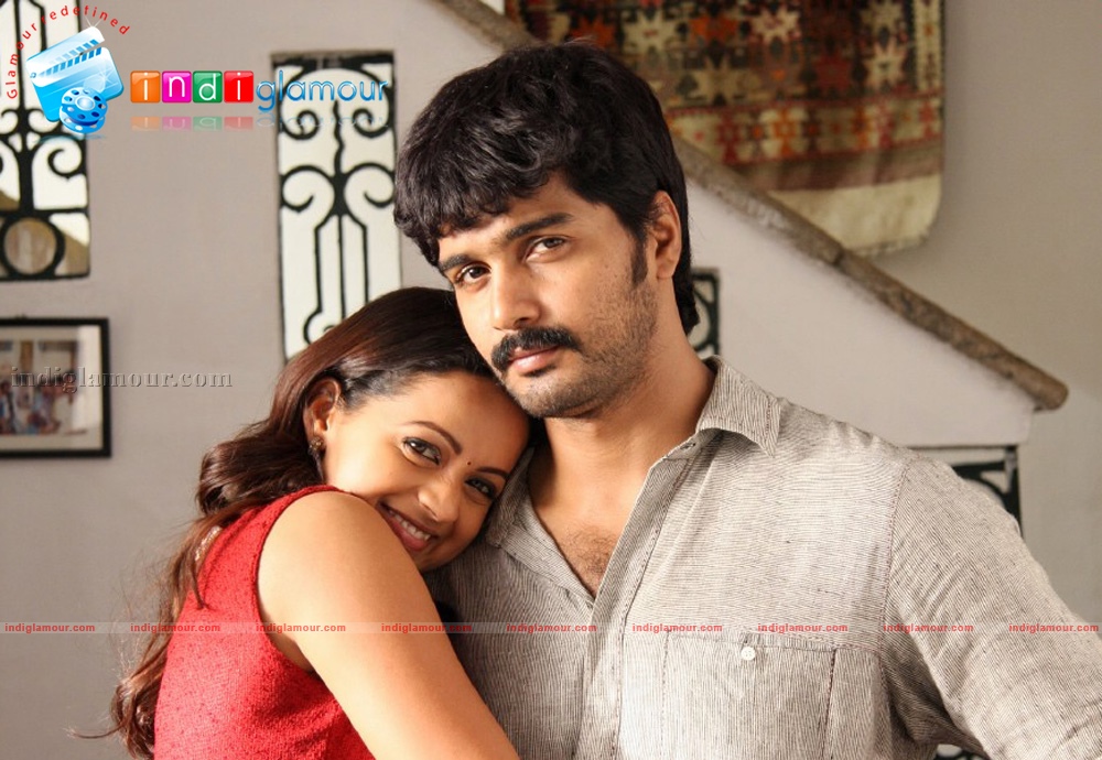 Bhavana and Saranya Actress hd photo