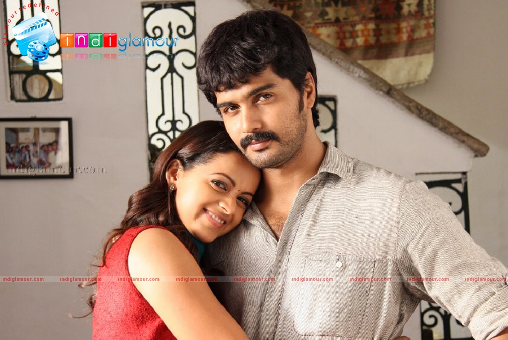 Bhavana and Saranya Actress hd photo