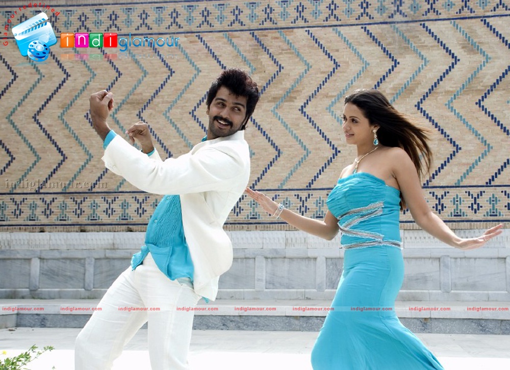 Bhavana and Saranya Actress hd photo
