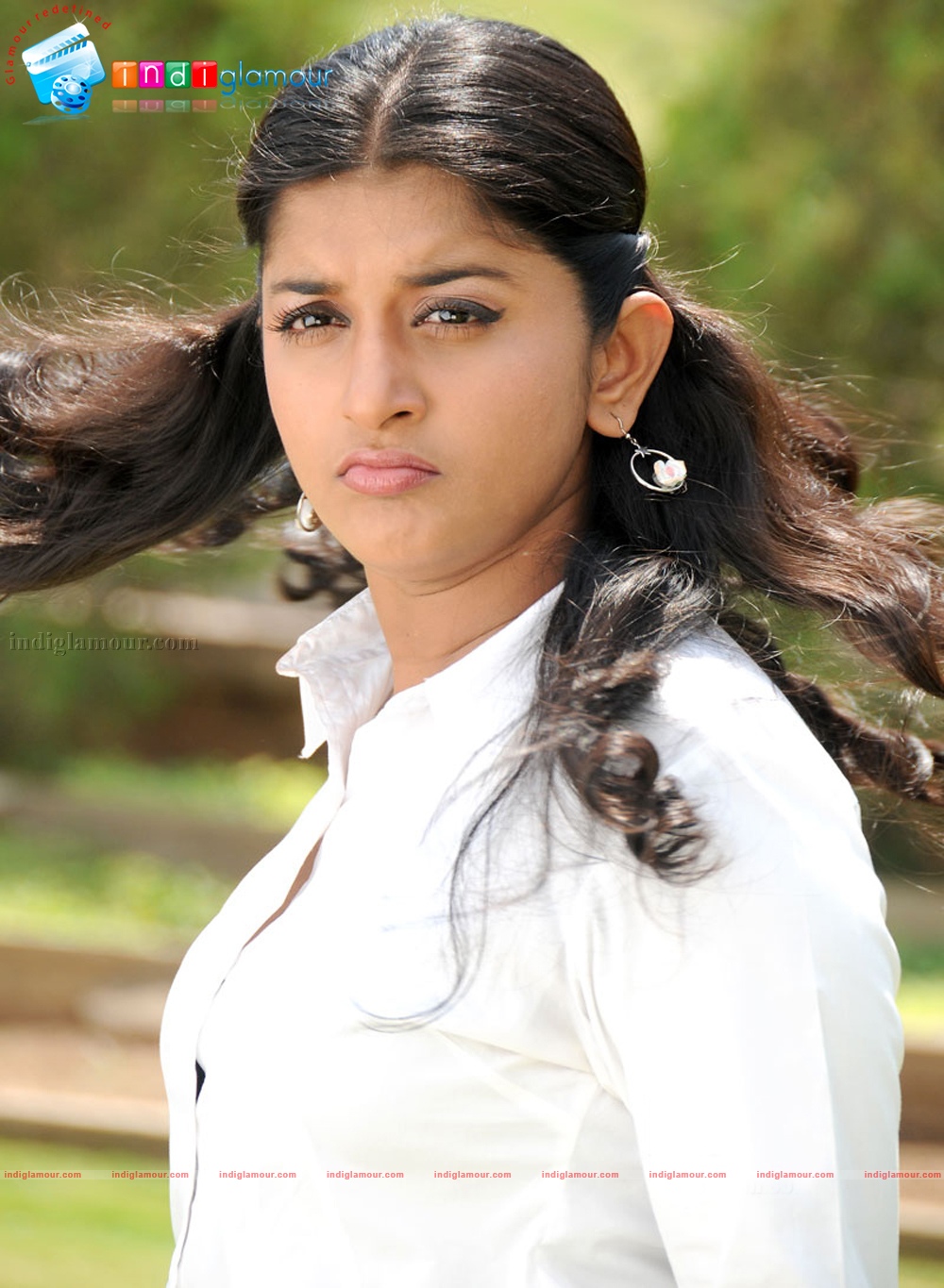 Meera Jasmine Actress hd photo