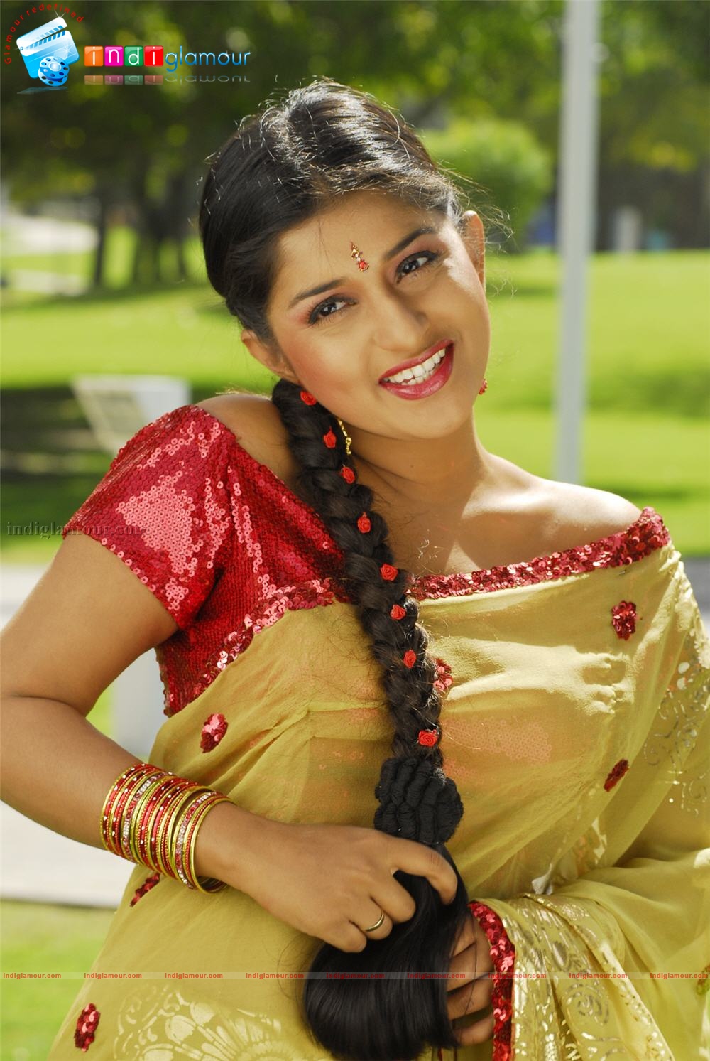 Meera Jasmine Actress hd photo