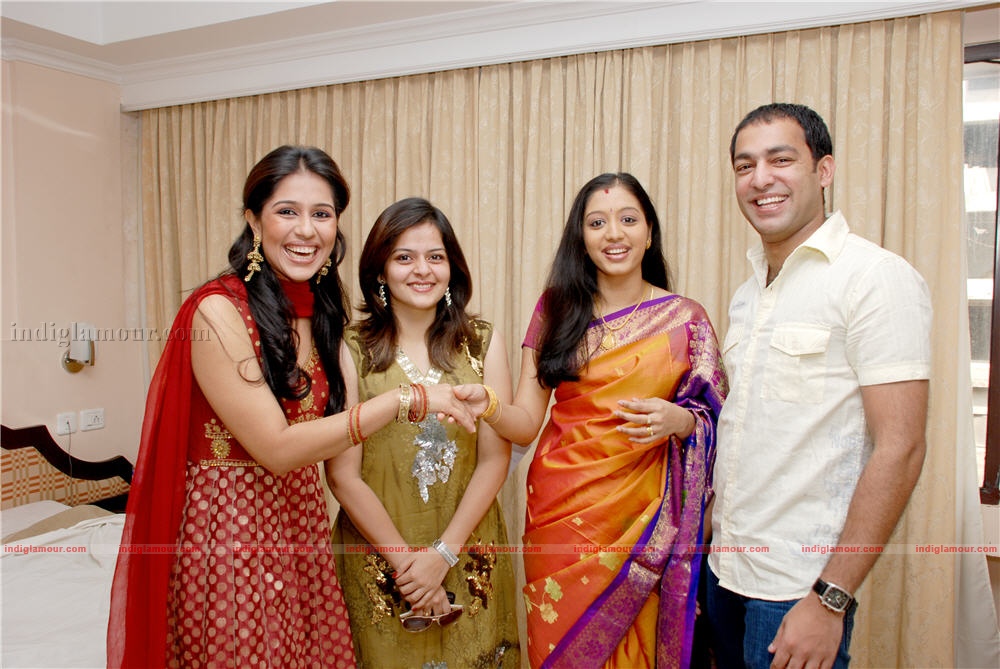 Roma Actress hd photo