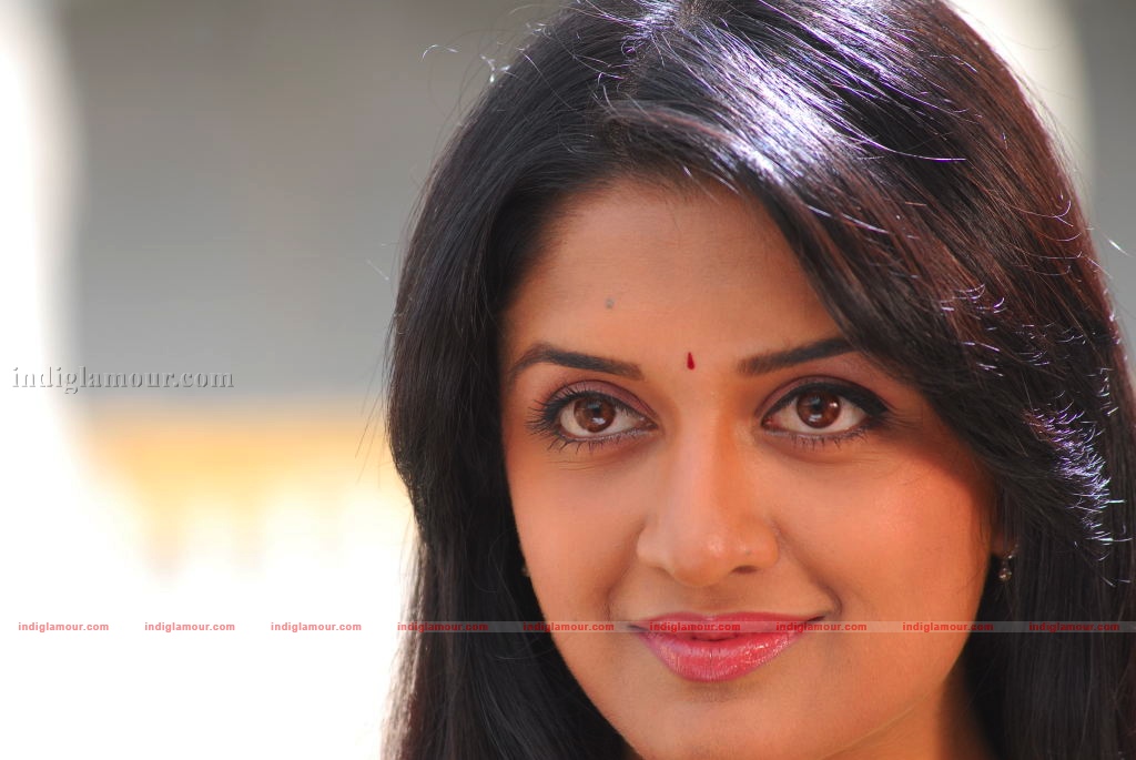 Vimala Raman Actress hd photo