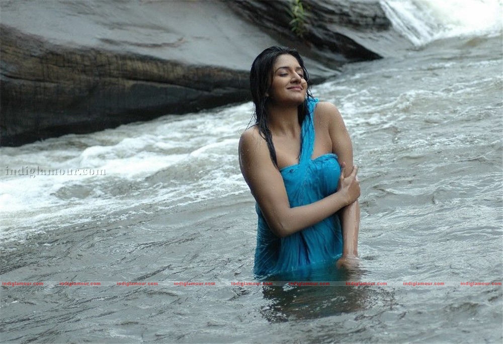 Vimala Raman Actress hd photo