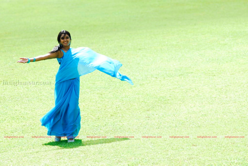 Vimala Raman Actress hd photo