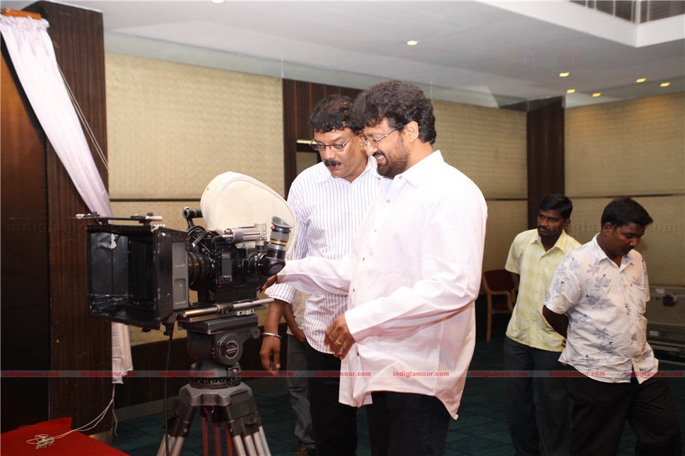 Apoorva Ragam pooja Event hd photo