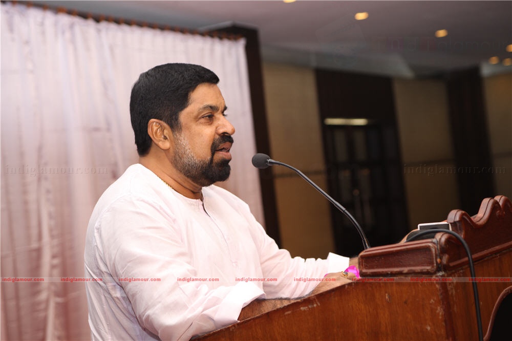 Apoorva Ragam pooja Event hd photo