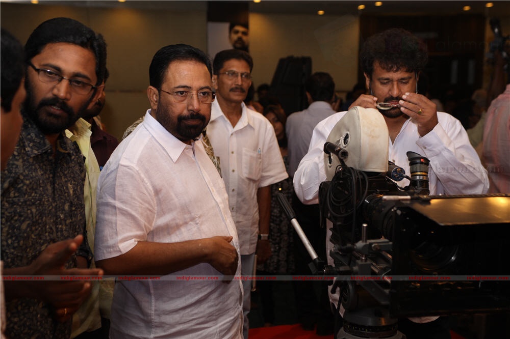 Apoorva Ragam pooja Event hd photo