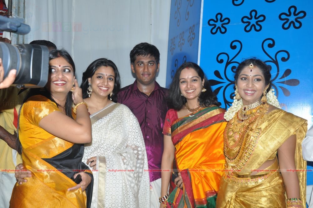 Actress Navya Nair's Wedding complete photos Event hd photo