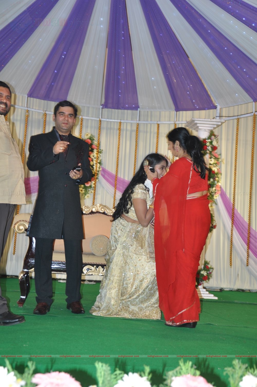 Actress Navya Nair's Wedding Reception Event hd photo