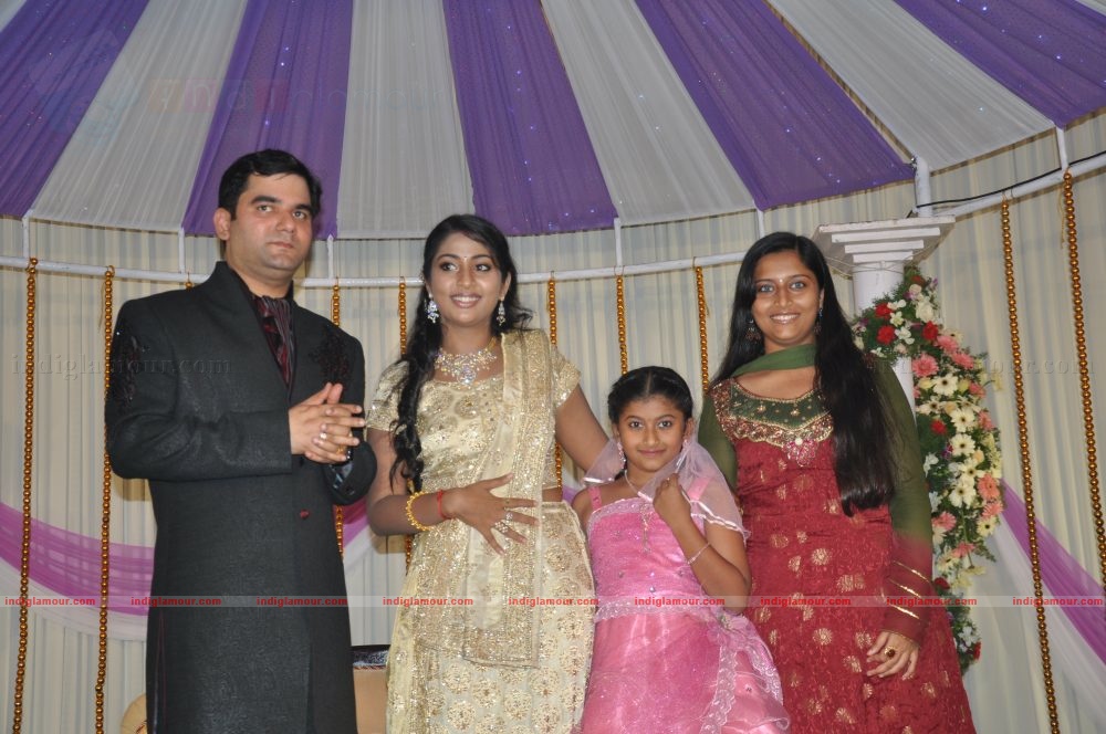 Actress Navya Nair's Wedding Reception Event hd photo