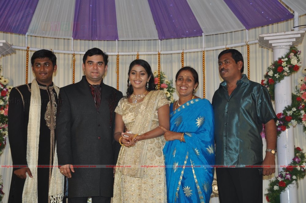 Actress Navya Nair's Wedding Reception Event hd photo