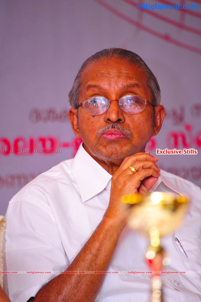 Swaralaya Eenam Awards Event hd photo